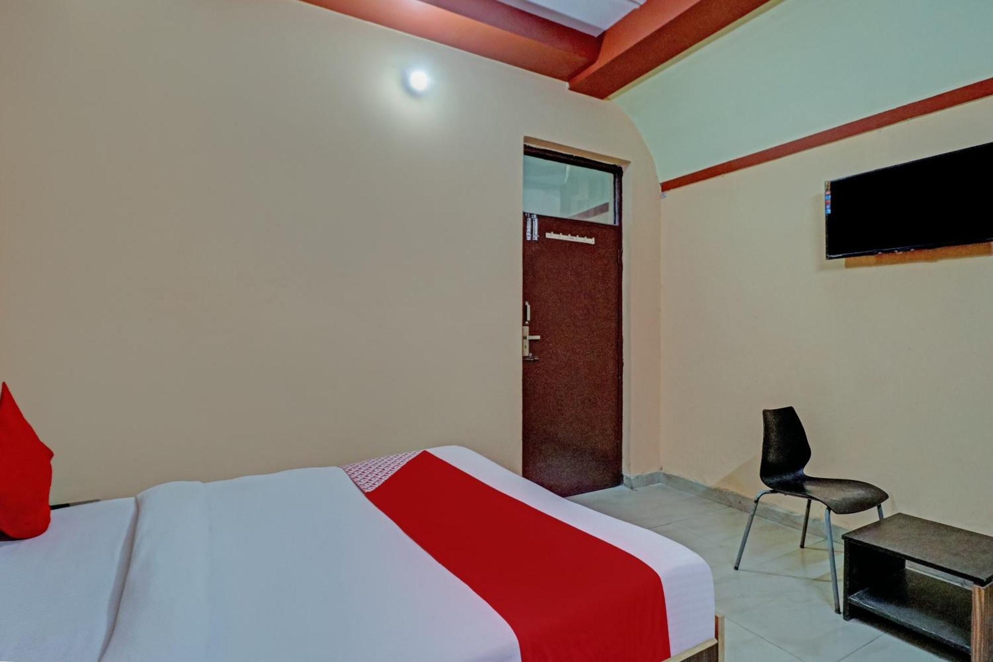 Hotel O Rj Villa Indirapuram Bagian luar foto